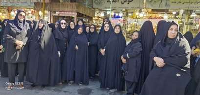 استقبال کارکنان شبکه بهداشت و درمان از سحر امامی مجری توانمند صدا و سیما